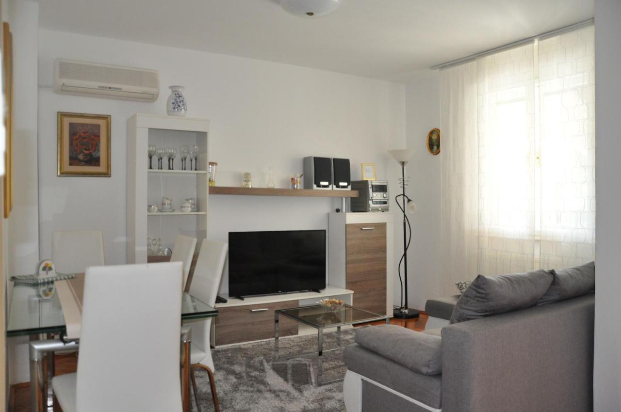 Apartmaji Stamcar Изола Екстериор снимка