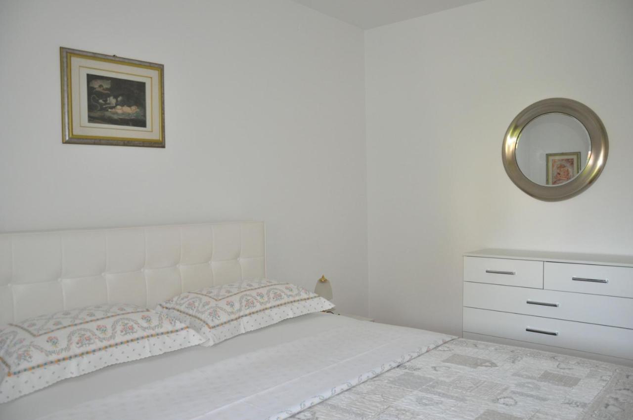 Apartmaji Stamcar Изола Екстериор снимка